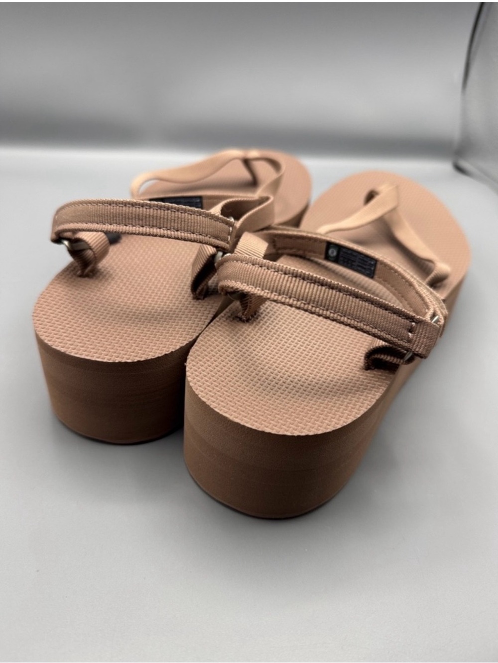 New Teva Women's Caribou 2” Flatform Slim Sandals size11 - Picture 5 of 7